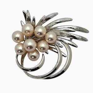 Retro Elegance Sterling Silver Cultured Pearl Brooch Classy Glam Bridal STMT Pin
